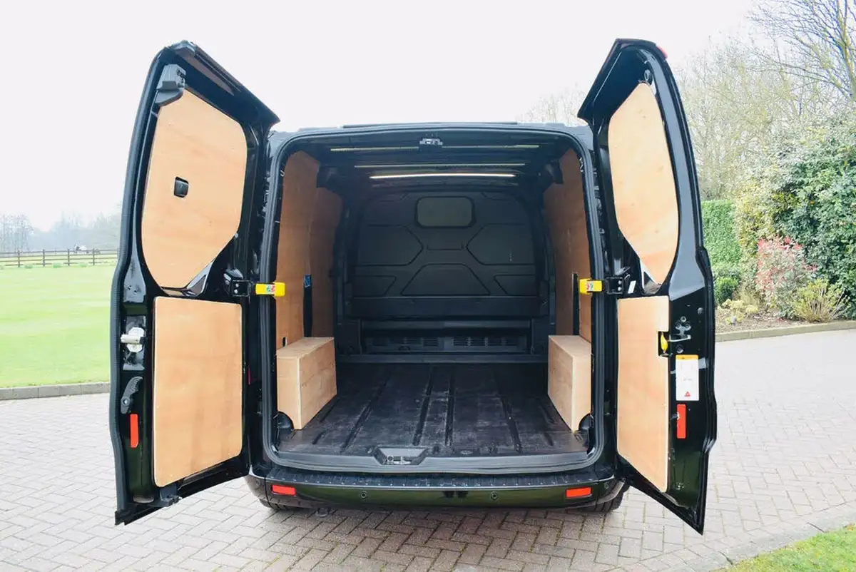 2023-ford-transit-custom-20tdci-280-l1h1-limited-130pseu6dt-panel-van-1997cc-big-4
