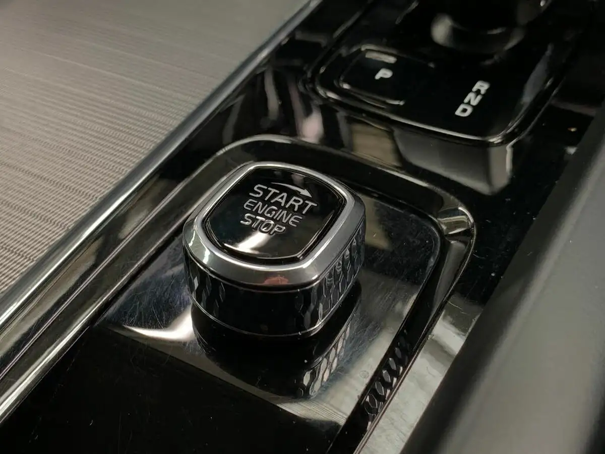 2023-volvo-xc60-20-b5-plus-big-26