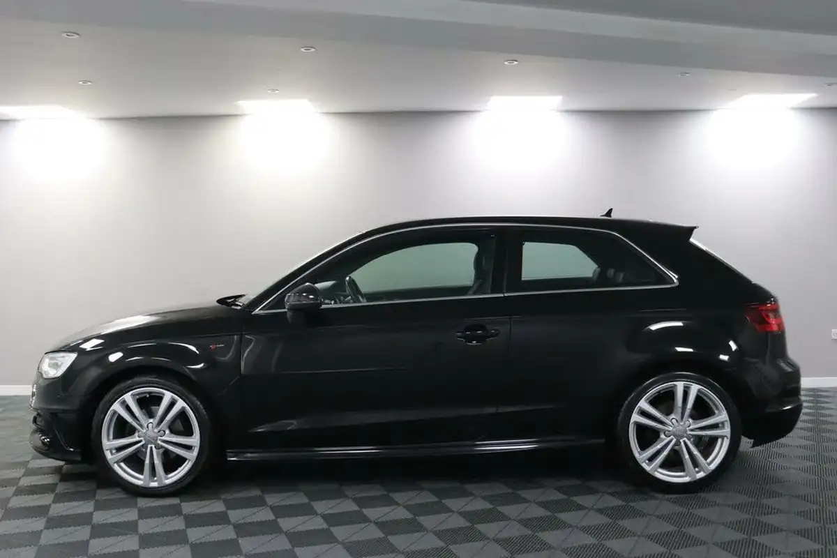 2015-audi-a3-14-s-line-125ps-hatchback-3d-1390cc-tronic-big-17