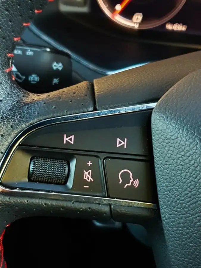 2021-seat-arona-10-tsi-fr-sport-110ps-big-33