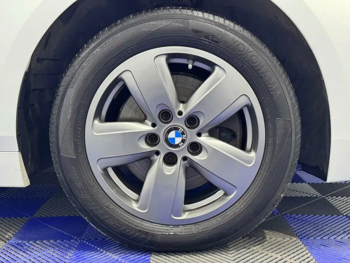 2019-bmw-1-series-big-34