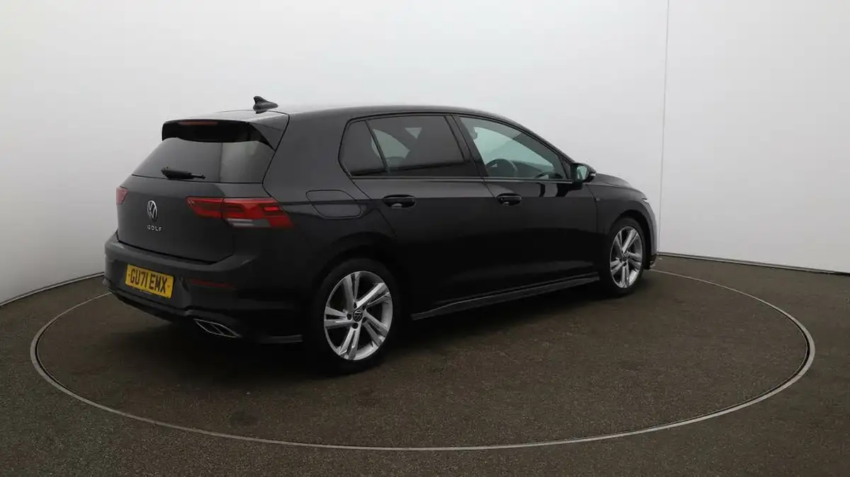 2021-volkswagen-golf-15-tsi-r-line-150ps-hatchback-big-46