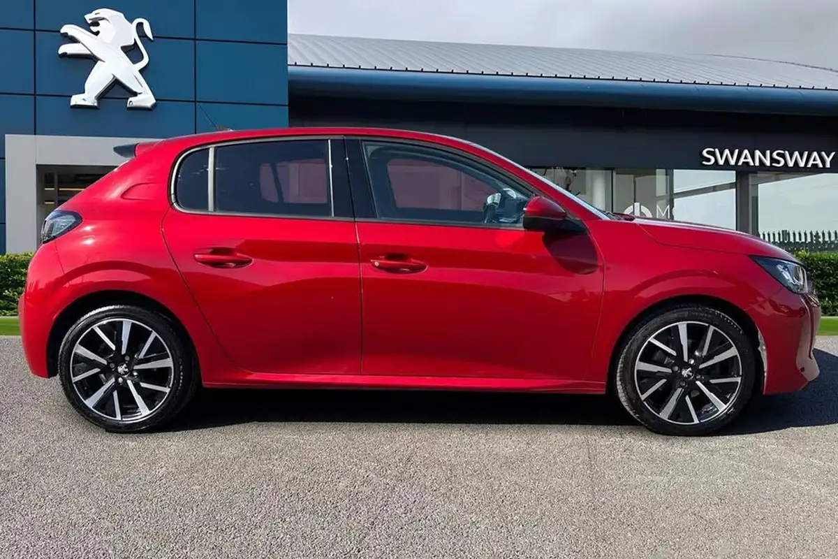 2020-peugeot-208-12-puretech-allure-premium-100bhp-big-2