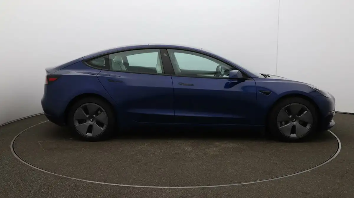 2021-tesla-model-3-e-long-range-4x4-big-47
