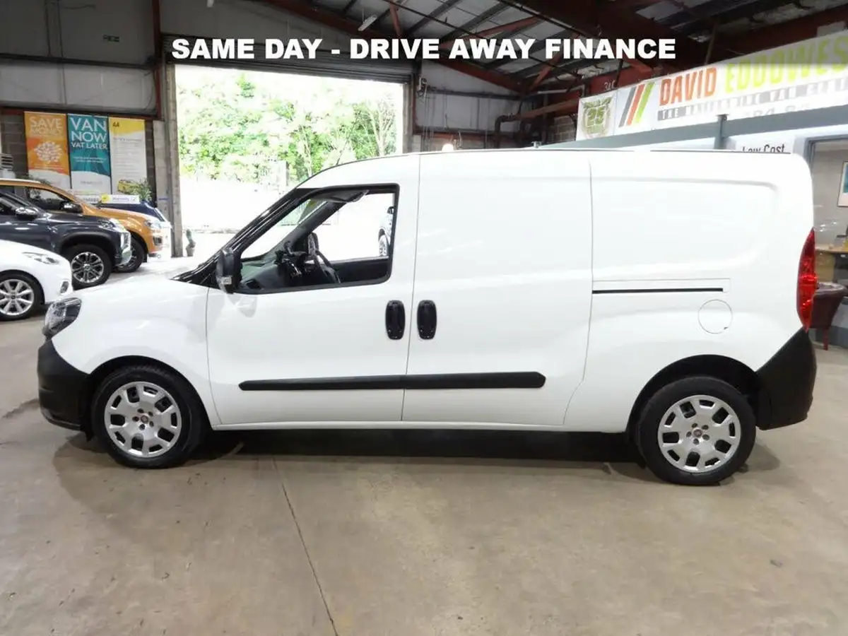 2020-fiat-doblo-cargo-16td-l2h1-maxi-tecnico-105bhpeu6dt-panel-van-big-17