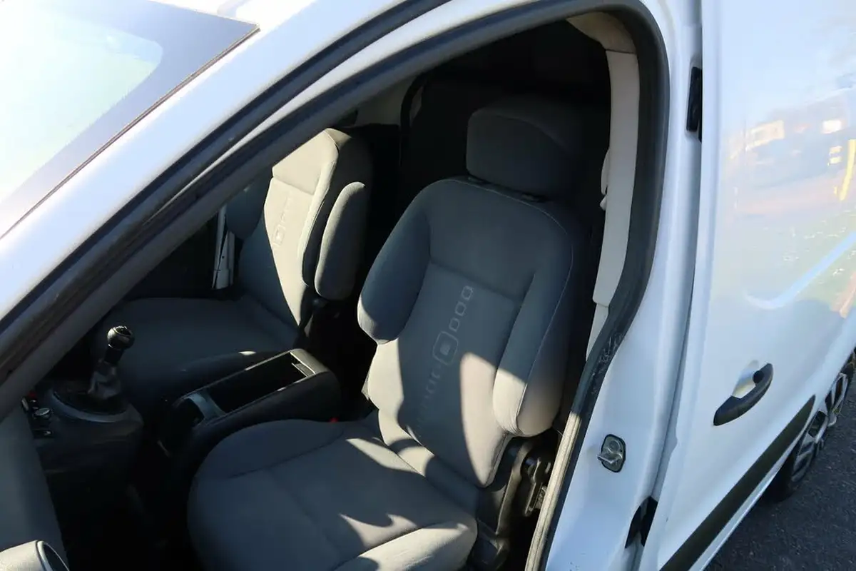 2016-citroen-berlingo-16td-l2-725-x-16hdi-90-big-24