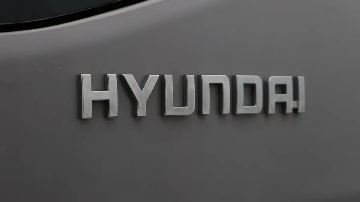 2021-hyundai-ioniq-16-gdi-premium-hybrid-big-19