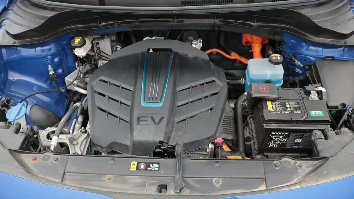 2022-kia-soul-ev-maxx-big-19