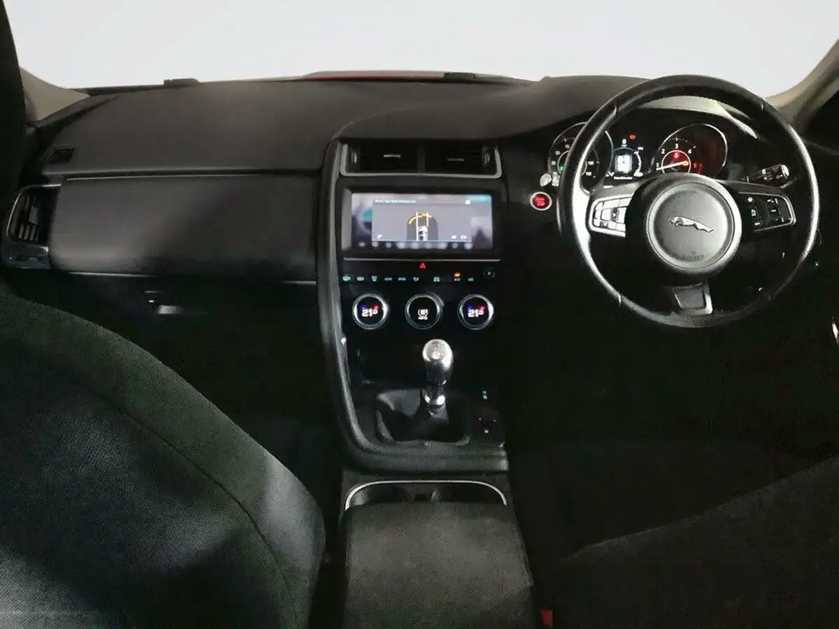 2019-jaguar-e-pace-20-i4d-150ps-big-2