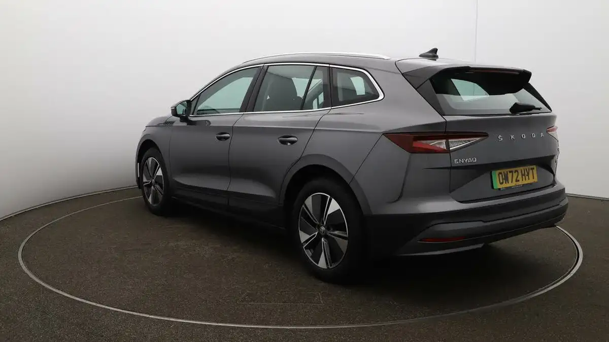 2022-skoda-enyaq-e-60-big-62