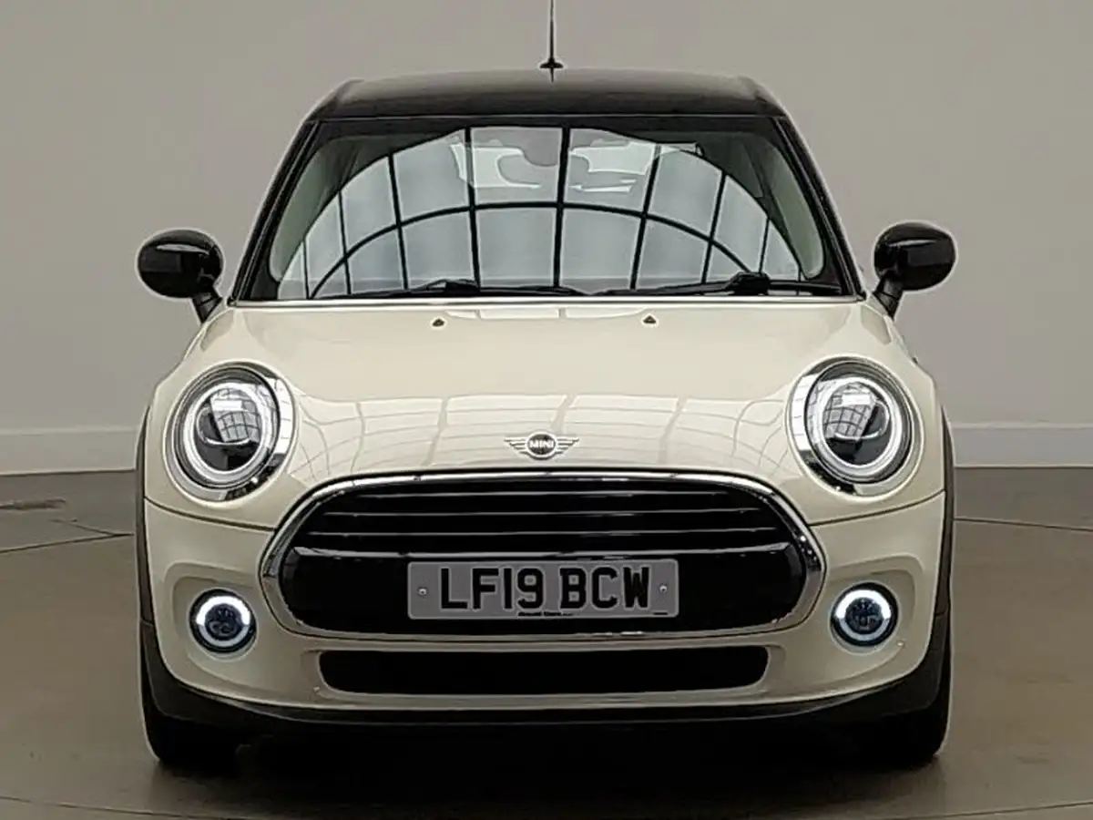 2019-mini-cooper-15-cooper-classic-hatchback-5d-big-11