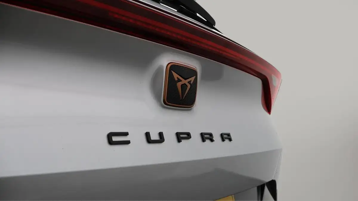 2021-cupra-formentor-15-tsi-v1-dsg-big-21
