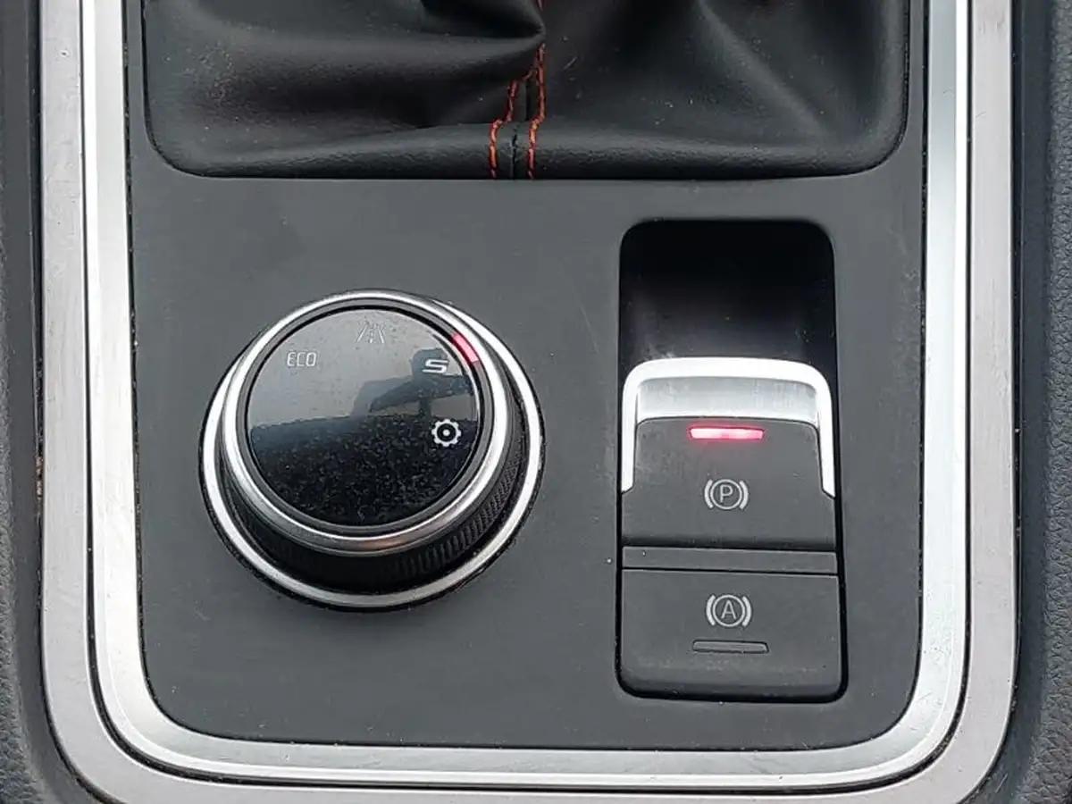 2024-seat-ateca-15-ecotsi-fr-big-16