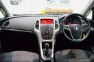 2013-vauxhall-astra-14-energy-small-9