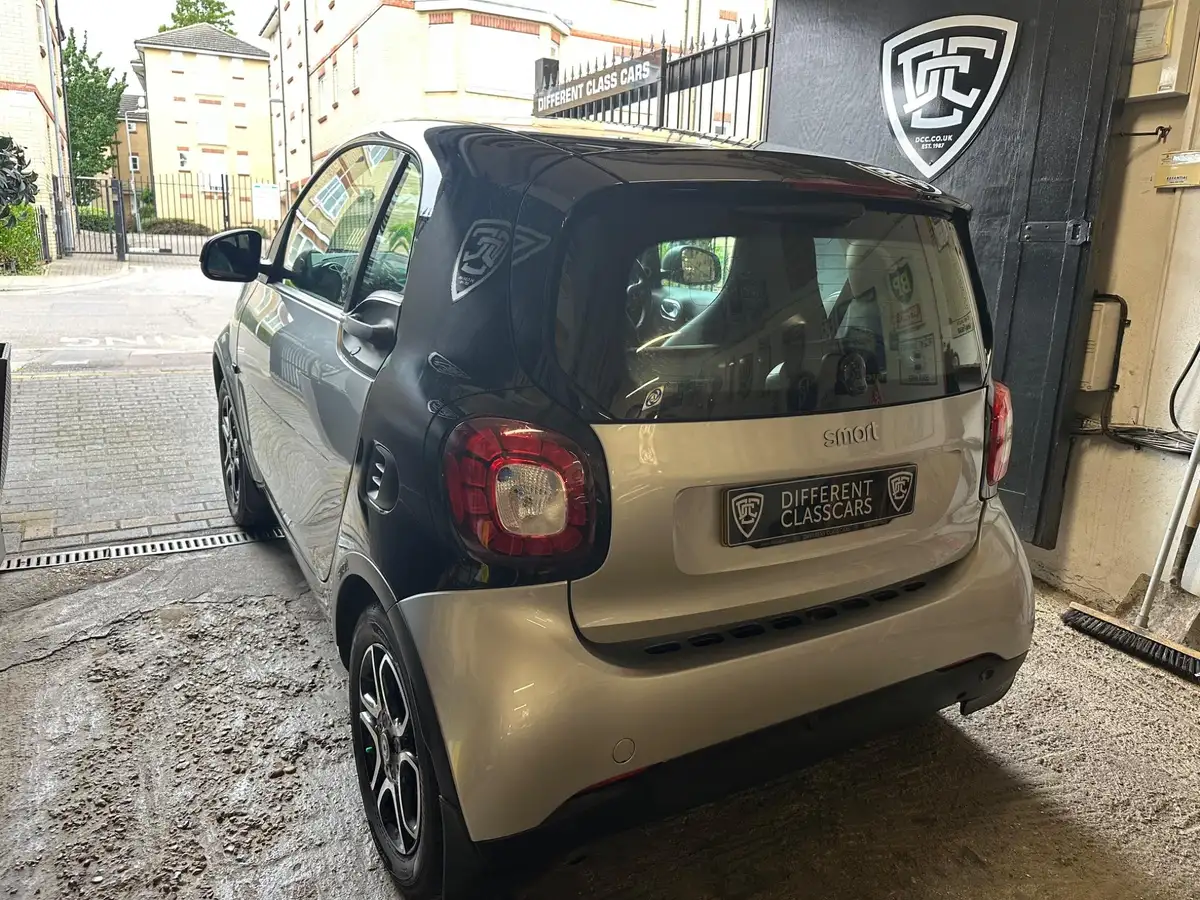 2016-smart-fortwo-09-prime-premium-plusss-coupe-twinamic-big-30