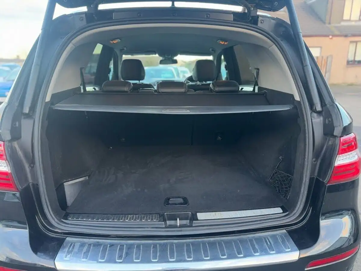 2013-mercedes-benz-m-class-21cdi-ml250-bluetec-amg-sport-big-25