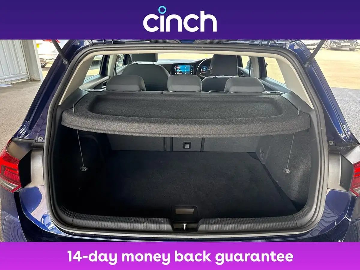 2021-volkswagen-golf-20tdi-life-hatchback-big-20