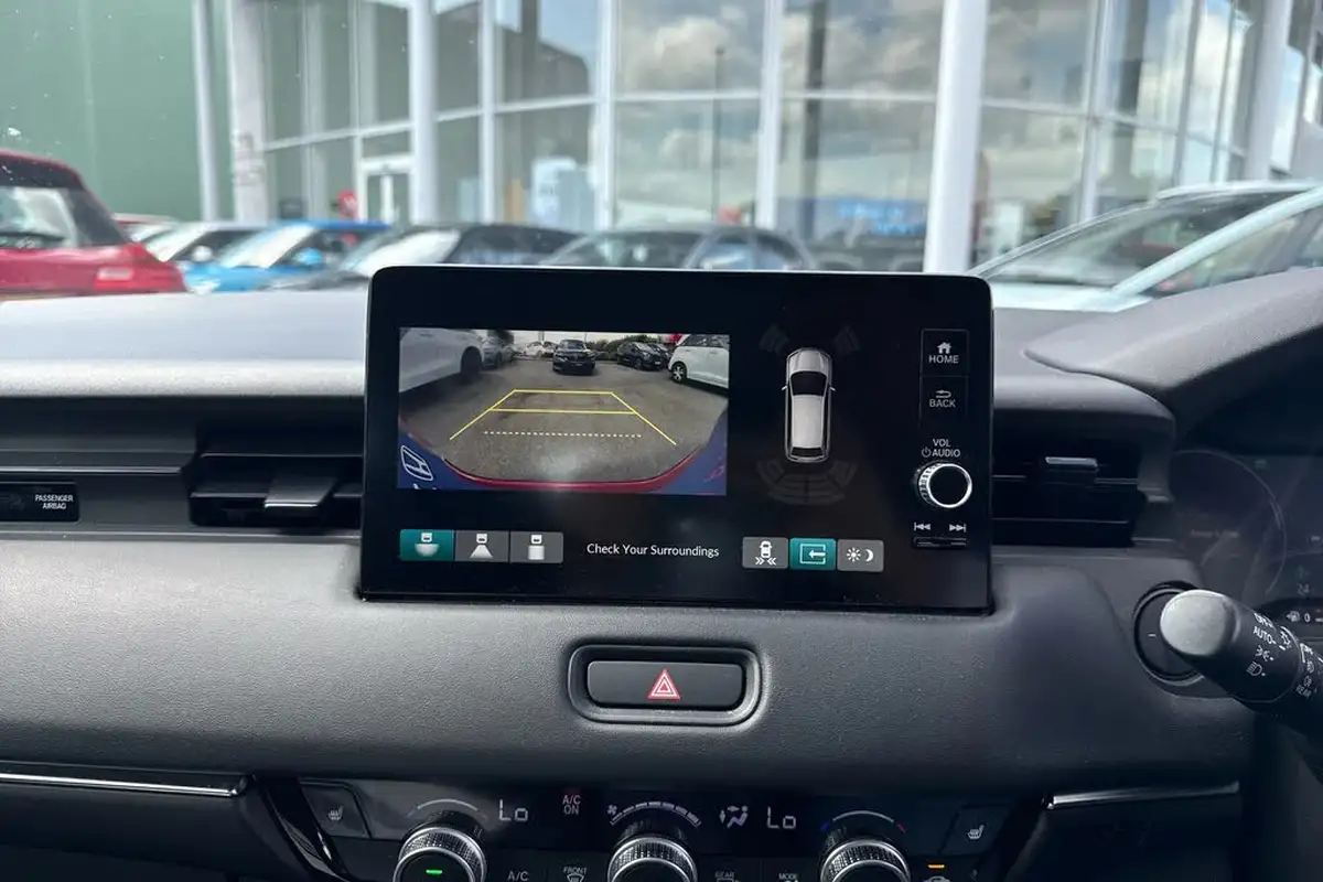 2022-honda-hr-v-15-i-mmd-advance-big-22