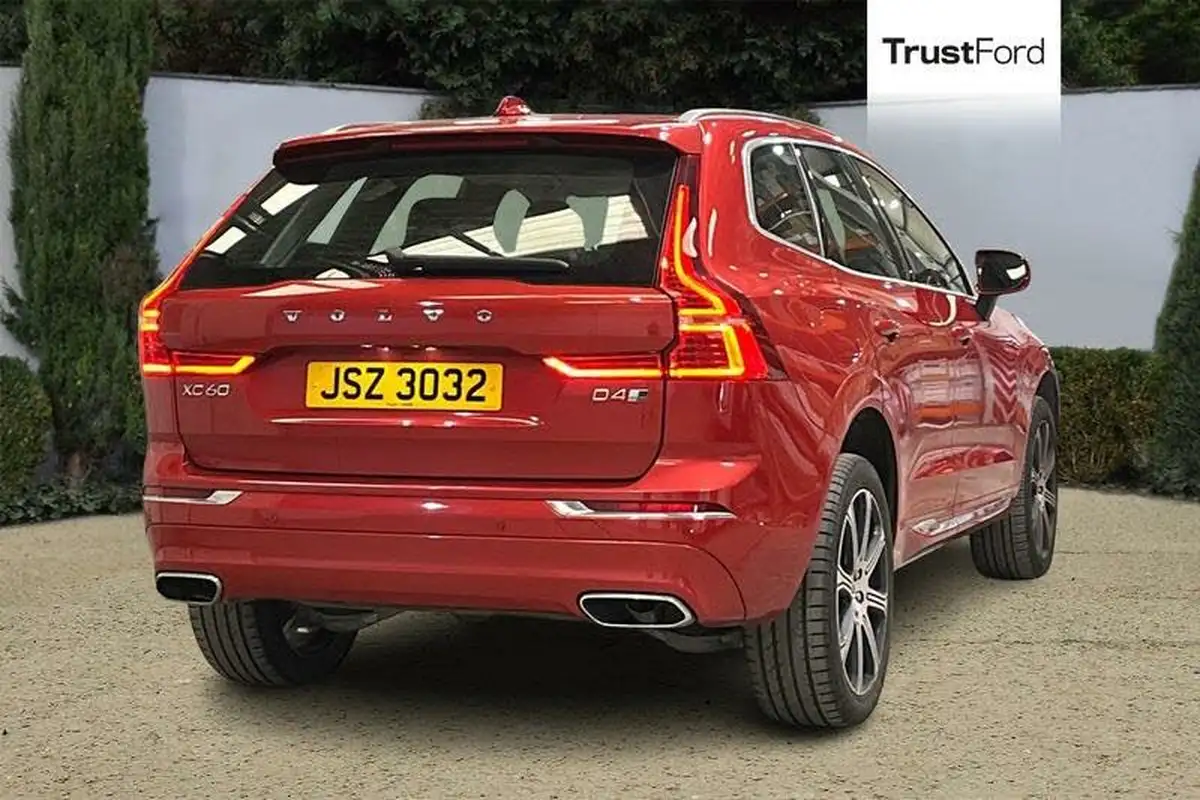 2019-volvo-xc60-20td-d4-inscription-pro-geartronic-big-3