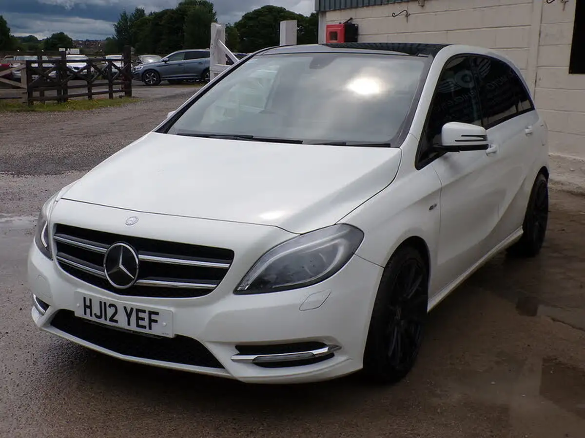 2012-mercedes-benz-b-class-18td-b200-sport-136bhp-blueefficiency-7g-dct-big-2