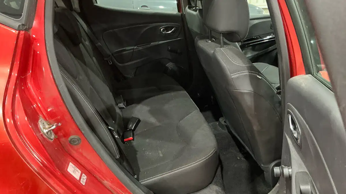 2013-renault-clio-12-dynamique-big-4