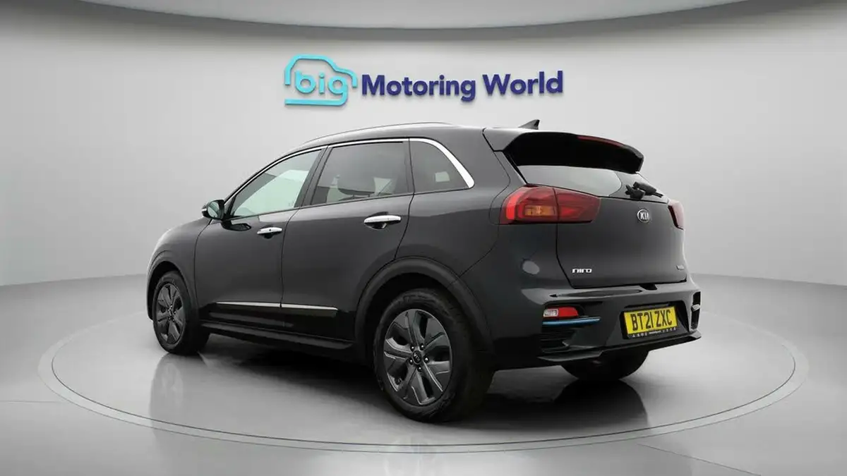 2021-kia-e-niro-ev-4-big-5