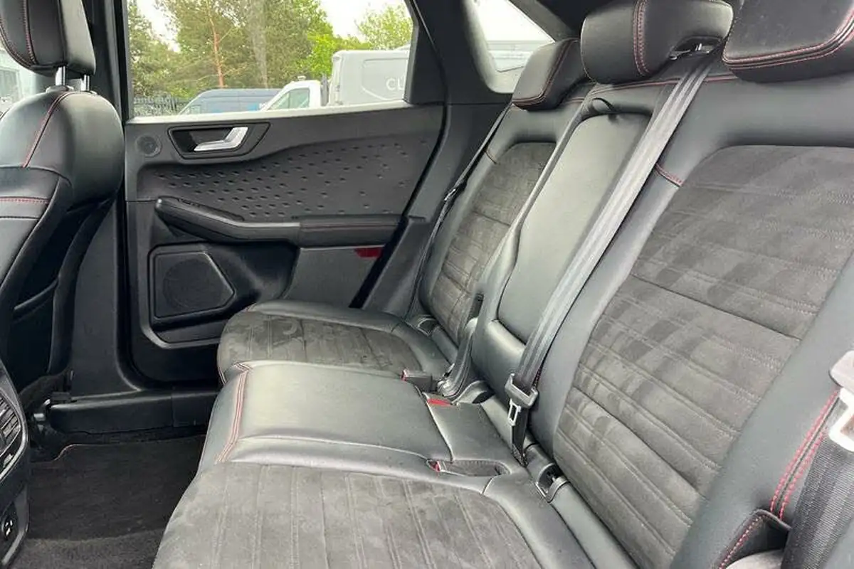 2020-ford-kuga-15-st-line-x-auto-big-19