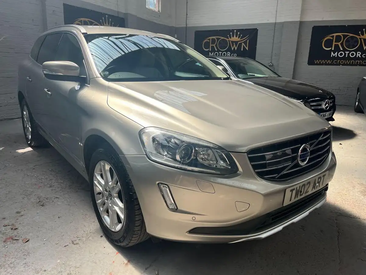 2013-volvo-xc60-24td-d5-se-lux-215bhp-nav-geartronic-big-1