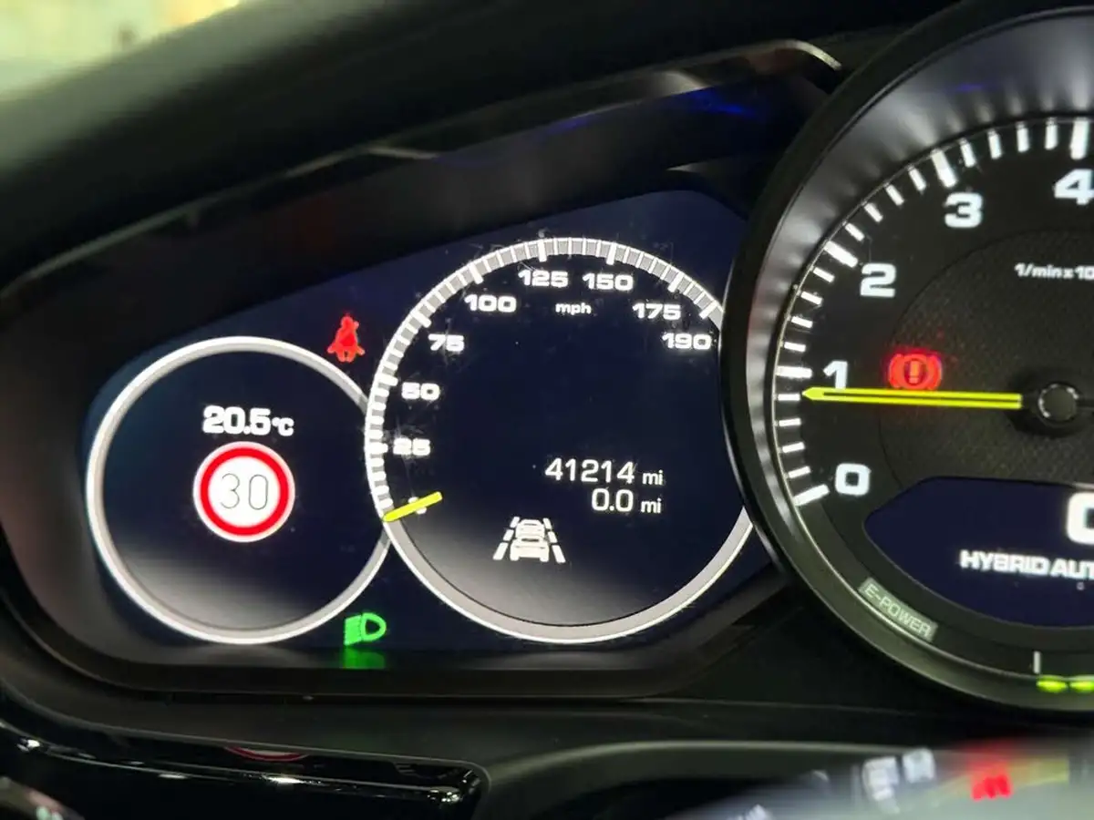 2018-porsche-panamera-29-v6-4-e-hybrid-sport-turismo-big-40