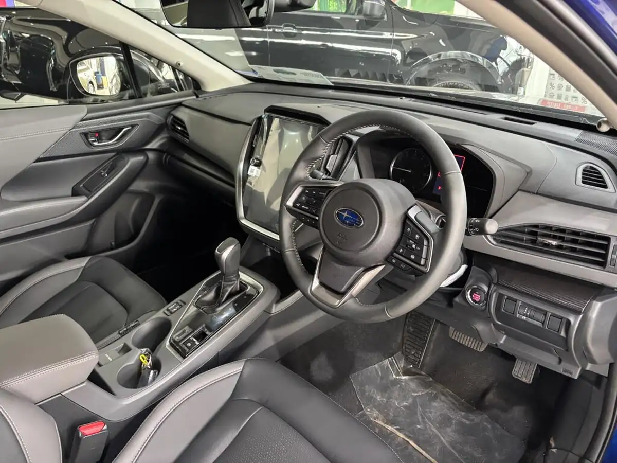 2025-subaru-crosstrek-20i-e-boxer-touring-big-7