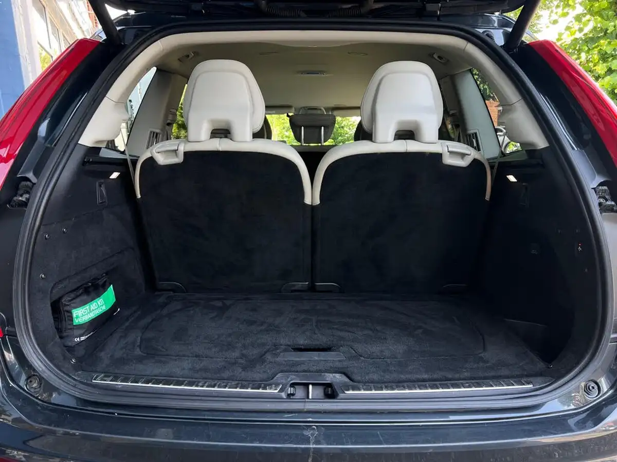 2021-volvo-xc90-20-t8-inscription-390bhp-big-6
