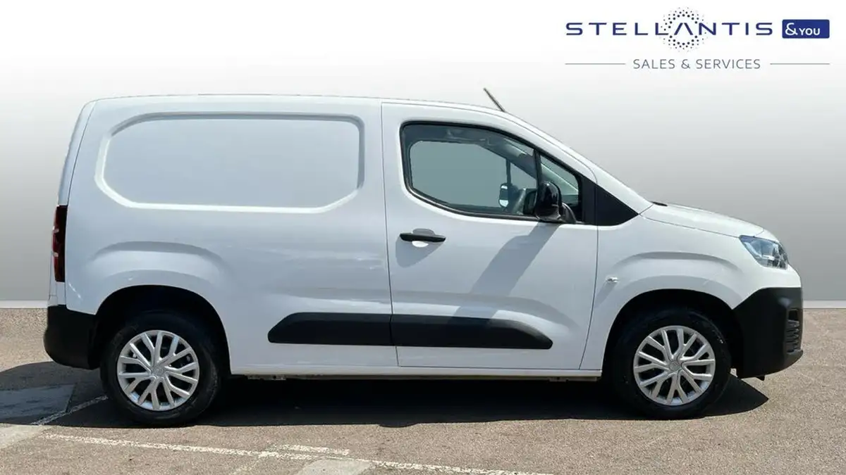 2022-citroen-berlingo-15bluehdi-1000-enterprise-pro-100pseu6d-big-1