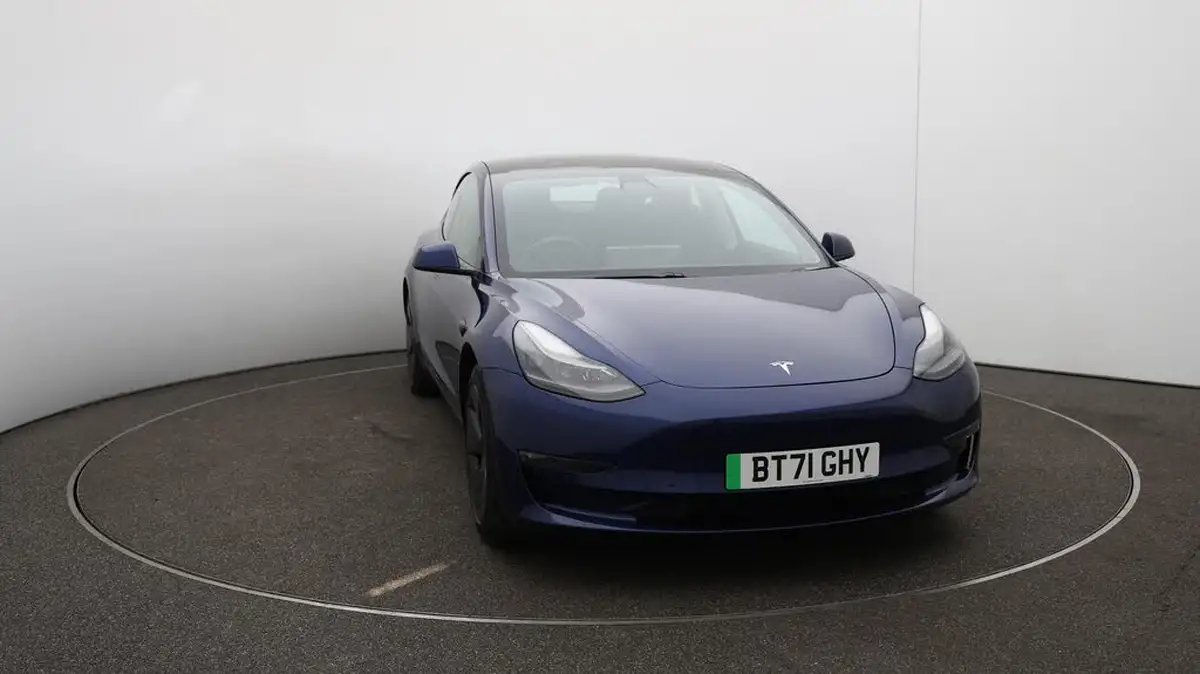 2021-tesla-model-3-e-long-range-awd-big-33
