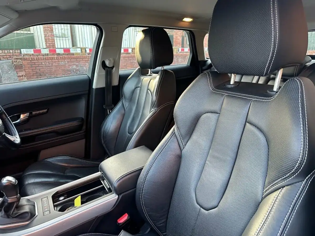 2015-land-rover-range-rover-evoque-22sd4-dynamic-hatchback-5d-big-14