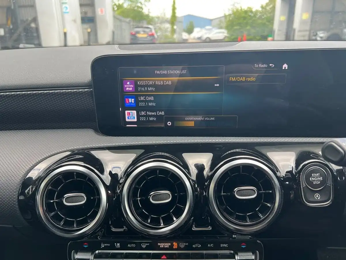 2021-mercedes-benz-a-class-13-a180-sport-executive-hatchback-5d-7g-dct-big-15