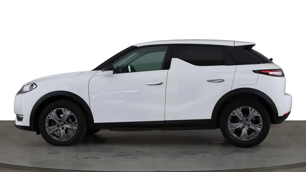 2022-ds-ds-3-crossback-12-puretech-bastille-101ps-big-3