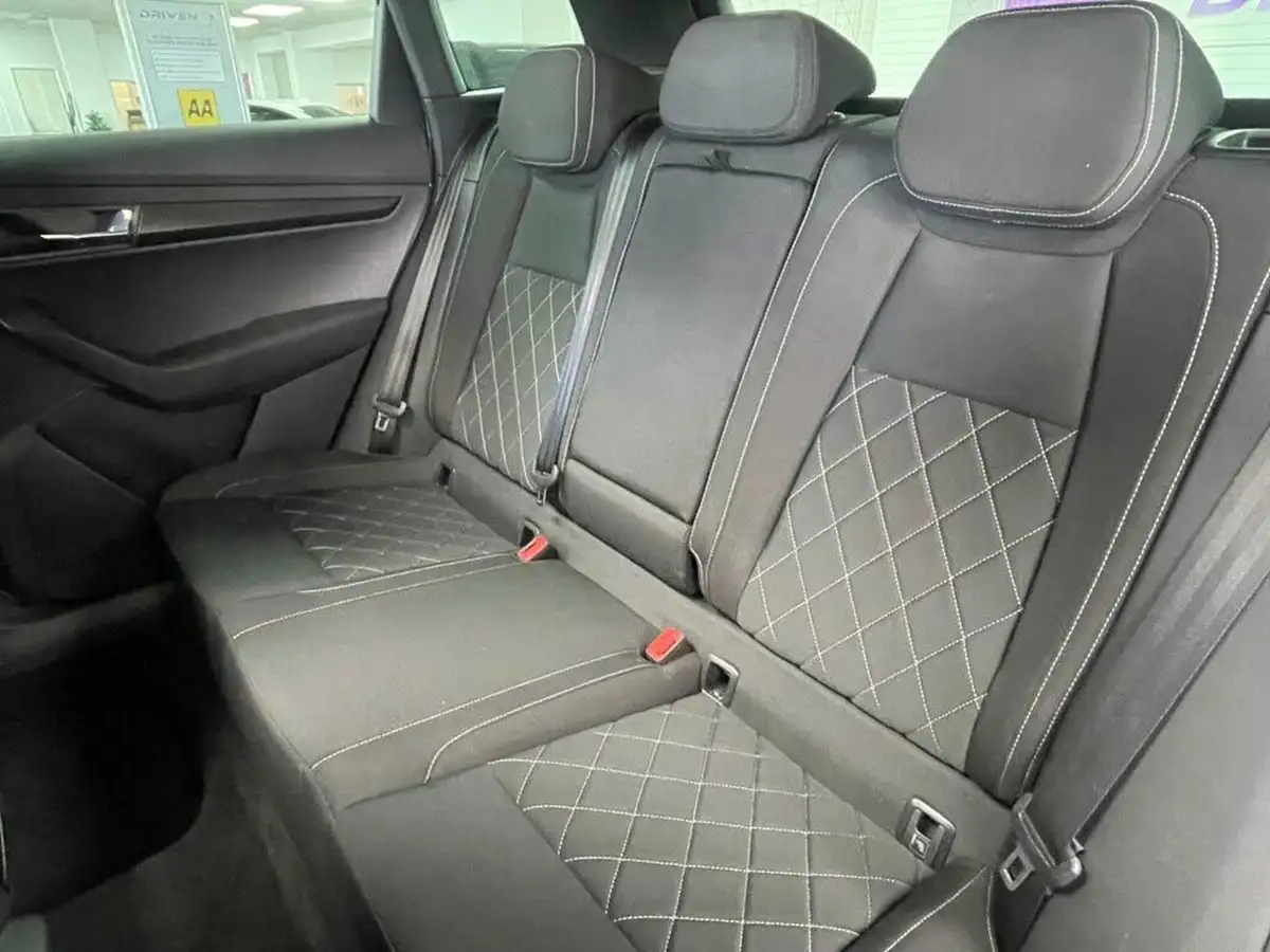 2019-skoda-karoq-20tdi-sportline-150ps-4x4-big-28