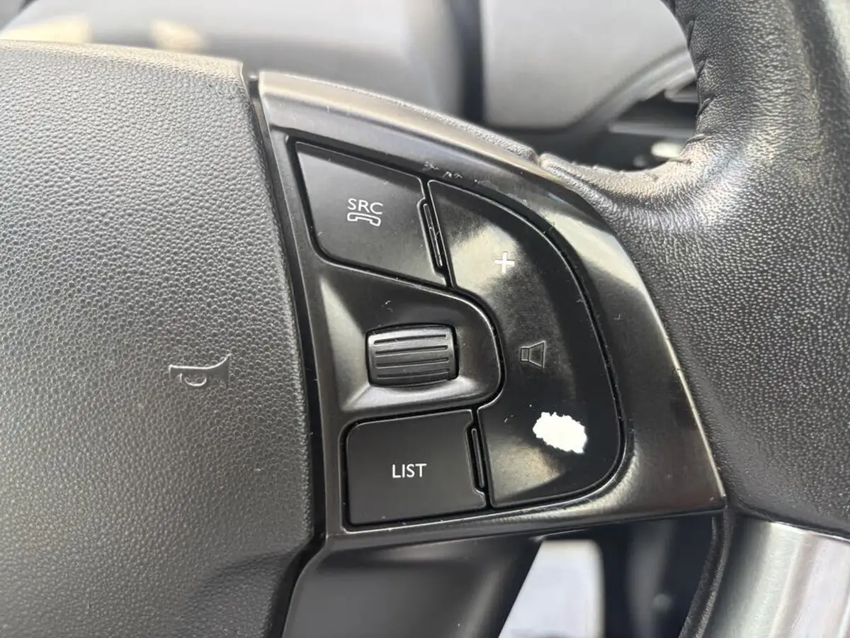 2016-citroen-c4-picasso-16bluehdi-vtr-120ps-big-17