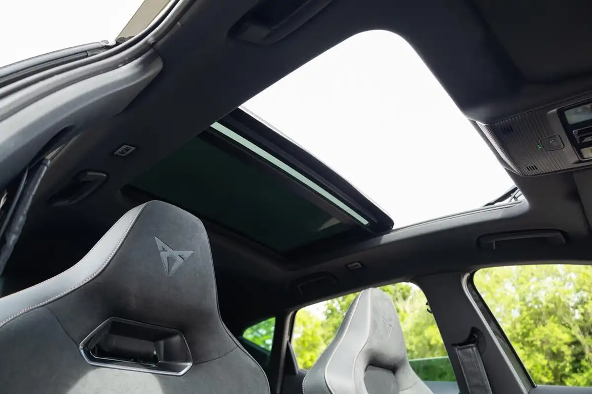 2023-cupra-formentor-20-tsi-vzn-big-1