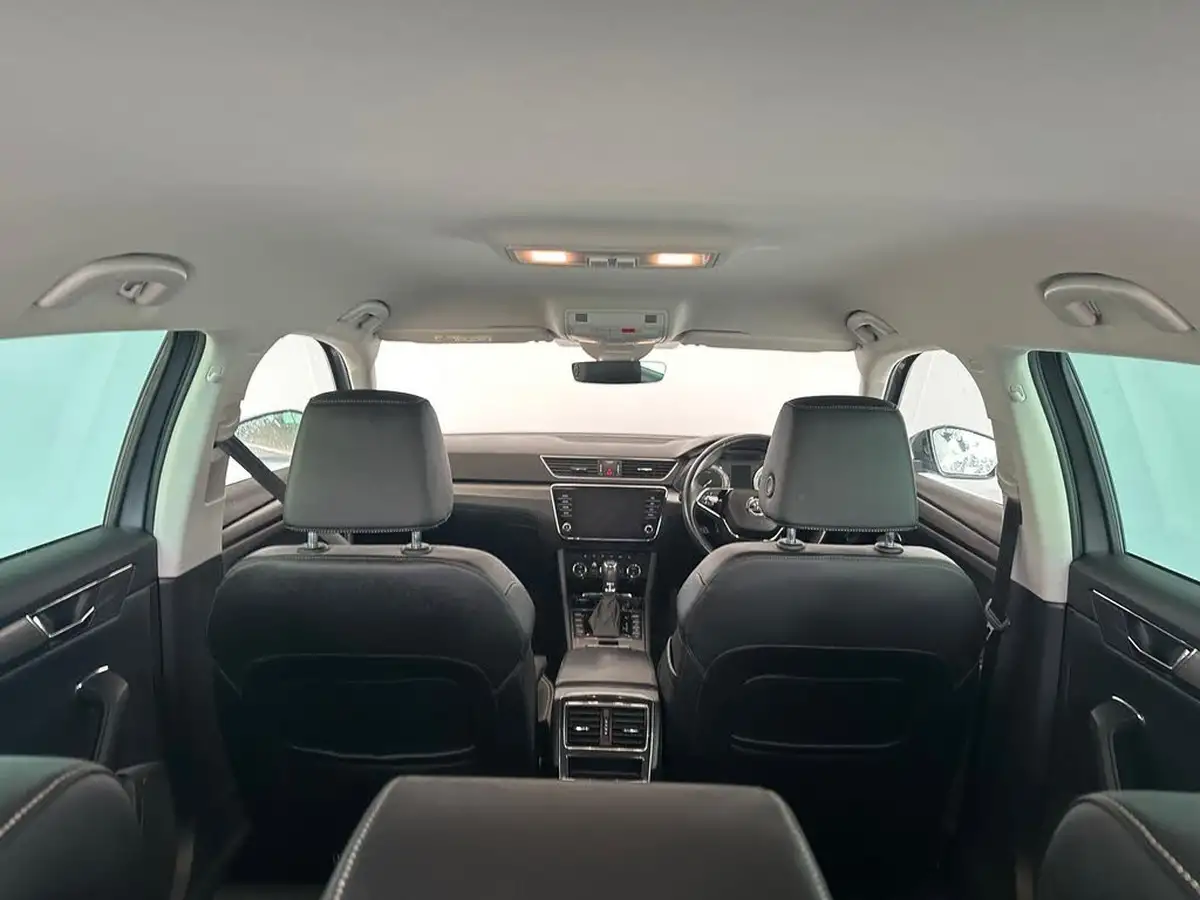 2020-skoda-superb-14-tsi-se-l-estate-big-20
