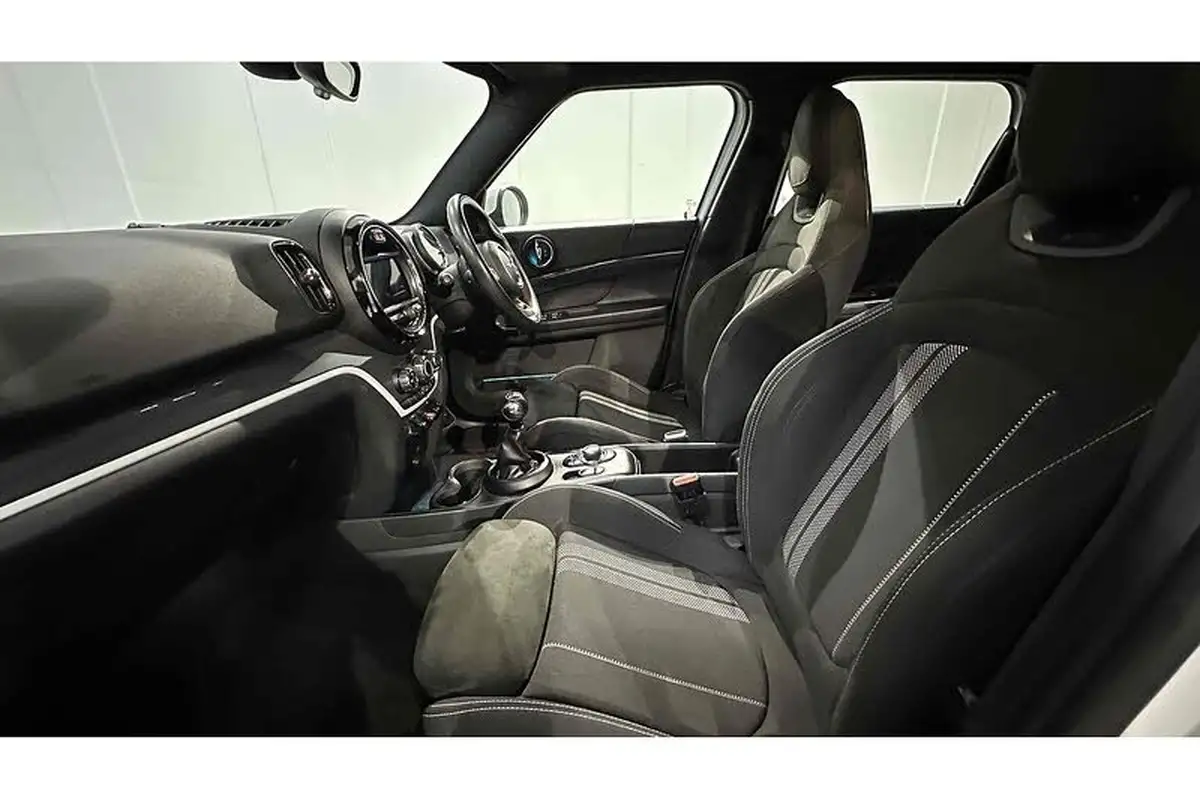 2019-mini-countryman-20-cooper-s-sport-big-21