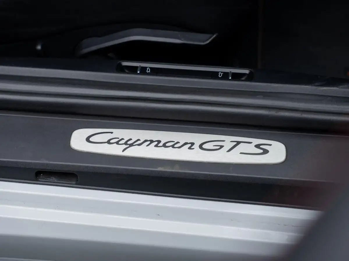 2019-porsche-cayman-718-25-cayman-gts-pdk-big-41