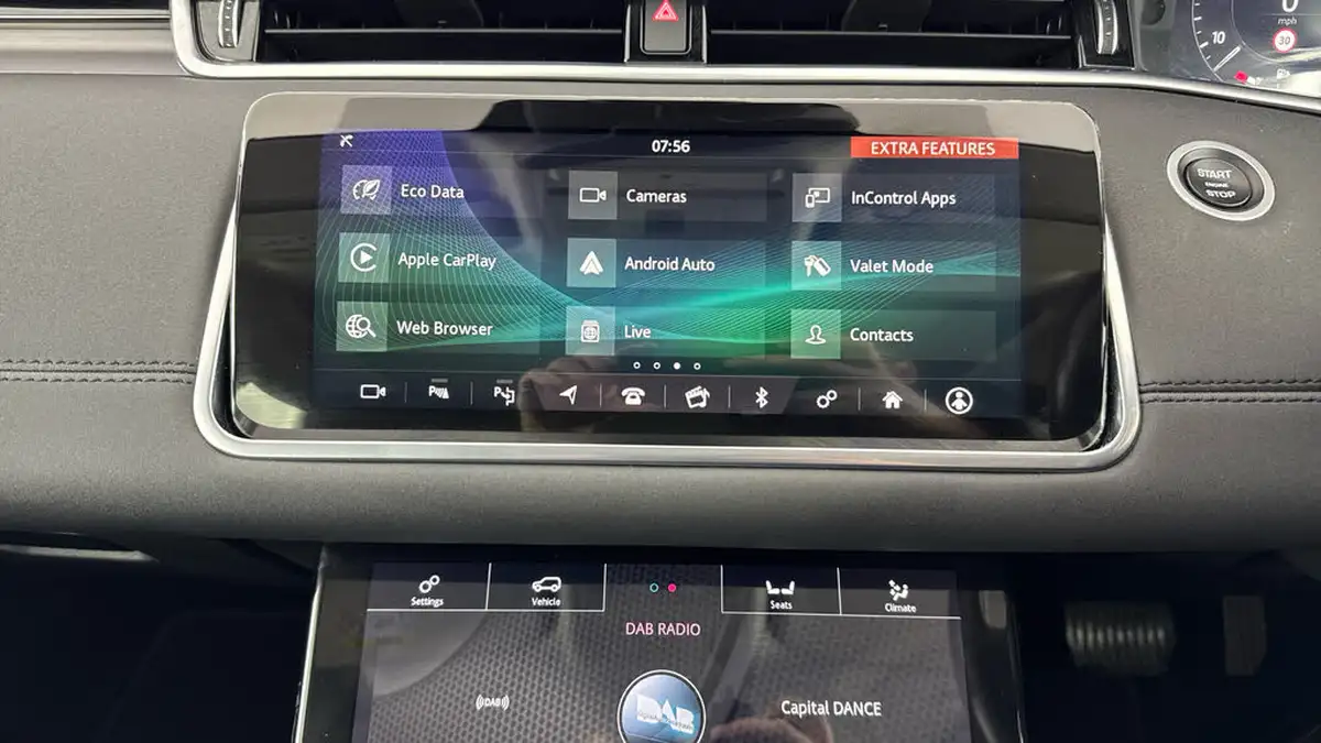 2019-land-rover-range-rover-evoque-20-p300-se-big-15