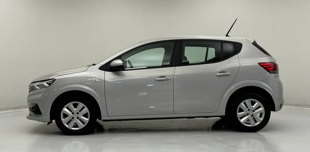 2021-dacia-sandero-10-tce-comfort-90bhp-big-3