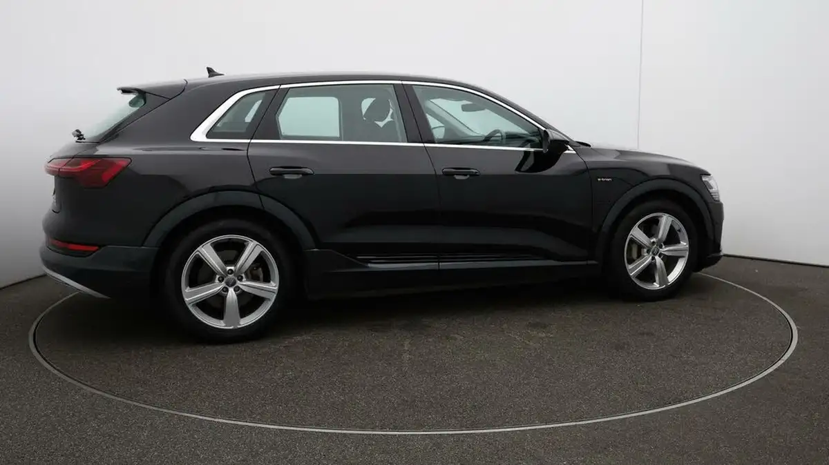 2020-audi-e-tron-50e-technik-big-53