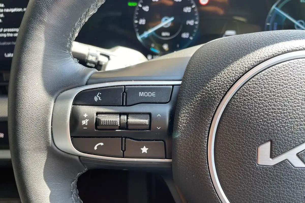 2025-kia-sportage-16-t-gdi-gt-line-s-207bhp-hev-auto-big-13