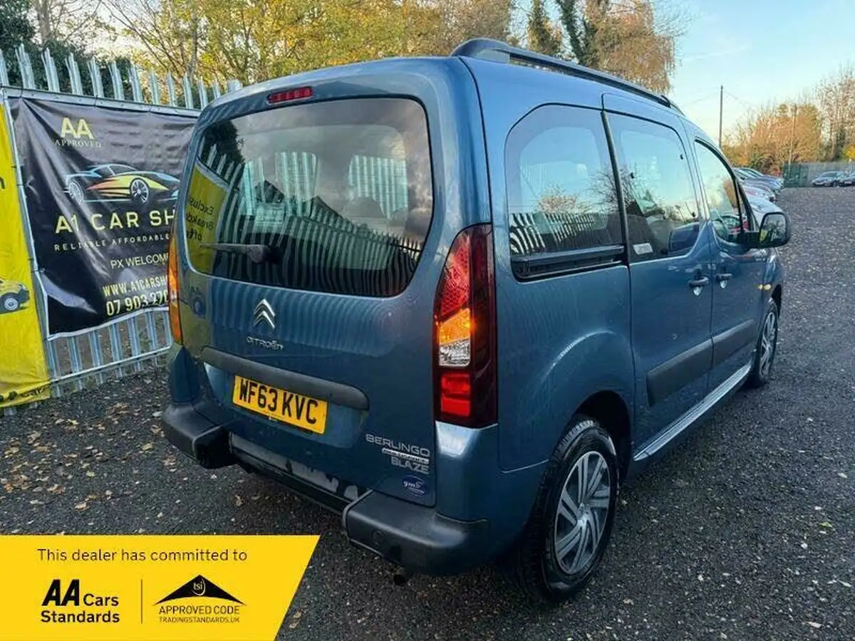 2013-citroen-berlingo-16td-xtr-airdream-egs6-big-7