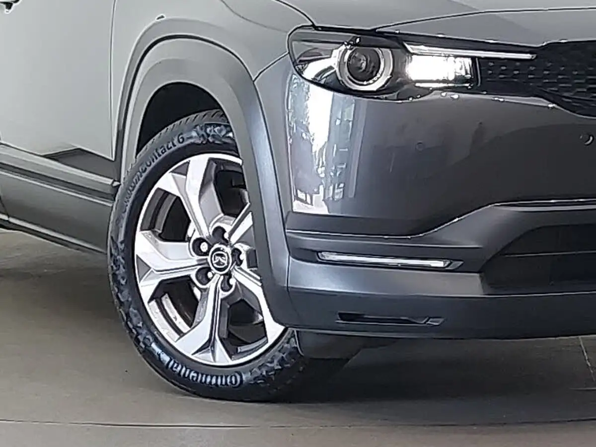 2022-mazda-mx-30-e-se-l-lux-big-8