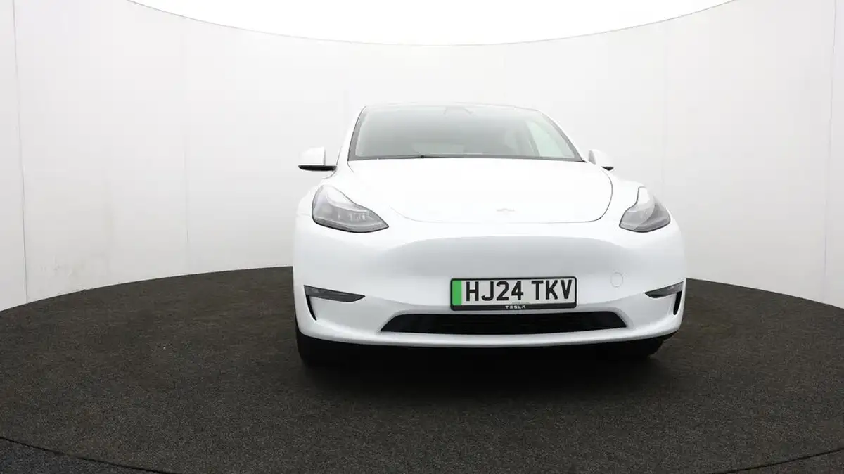 2024-tesla-model-y-e-long-range-306bhp-awd-big-48