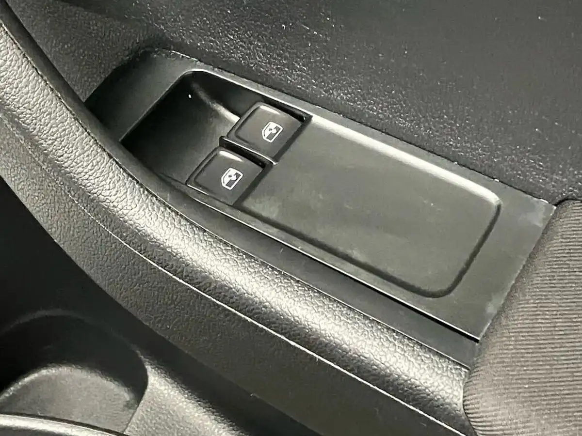 2021-skoda-fabia-10-tsi-se-l-95ps-estate-big-17